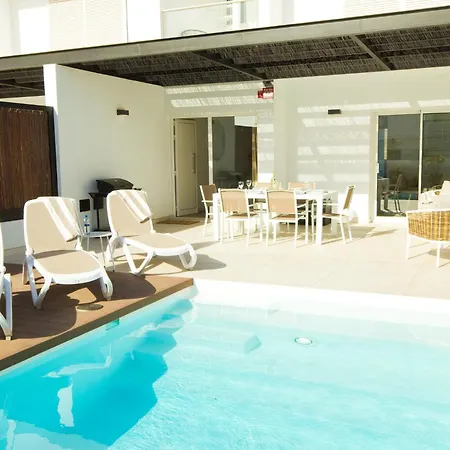 Casa Jona - By Az